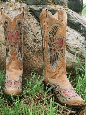 Corral Heart Wings Leather Western Boot Size 9.5 Women’s